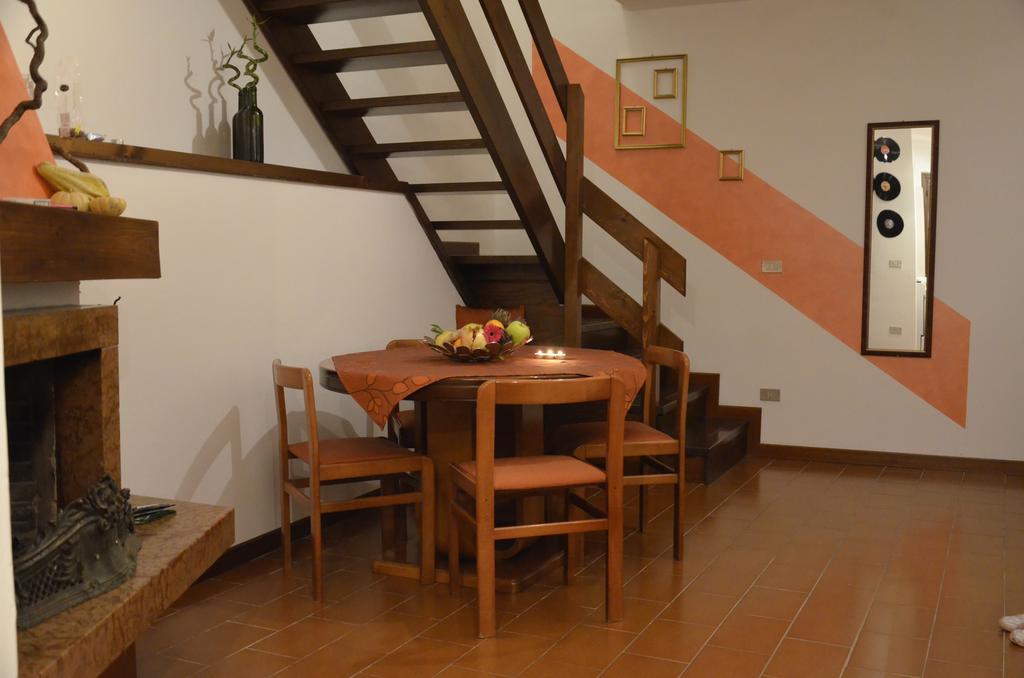 Residence Mezzosole ริวาเดลการ์ดา ห้อง รูปภาพ